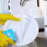 How to quickly wash dishes