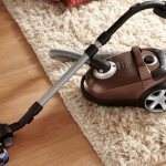 how to choose a vacuum cleaner for an apartment