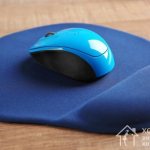 The smoothness of movements, the accuracy of the pointer and other parameters of a computer mouse directly depend on the quality and cleanliness of the accessory used
